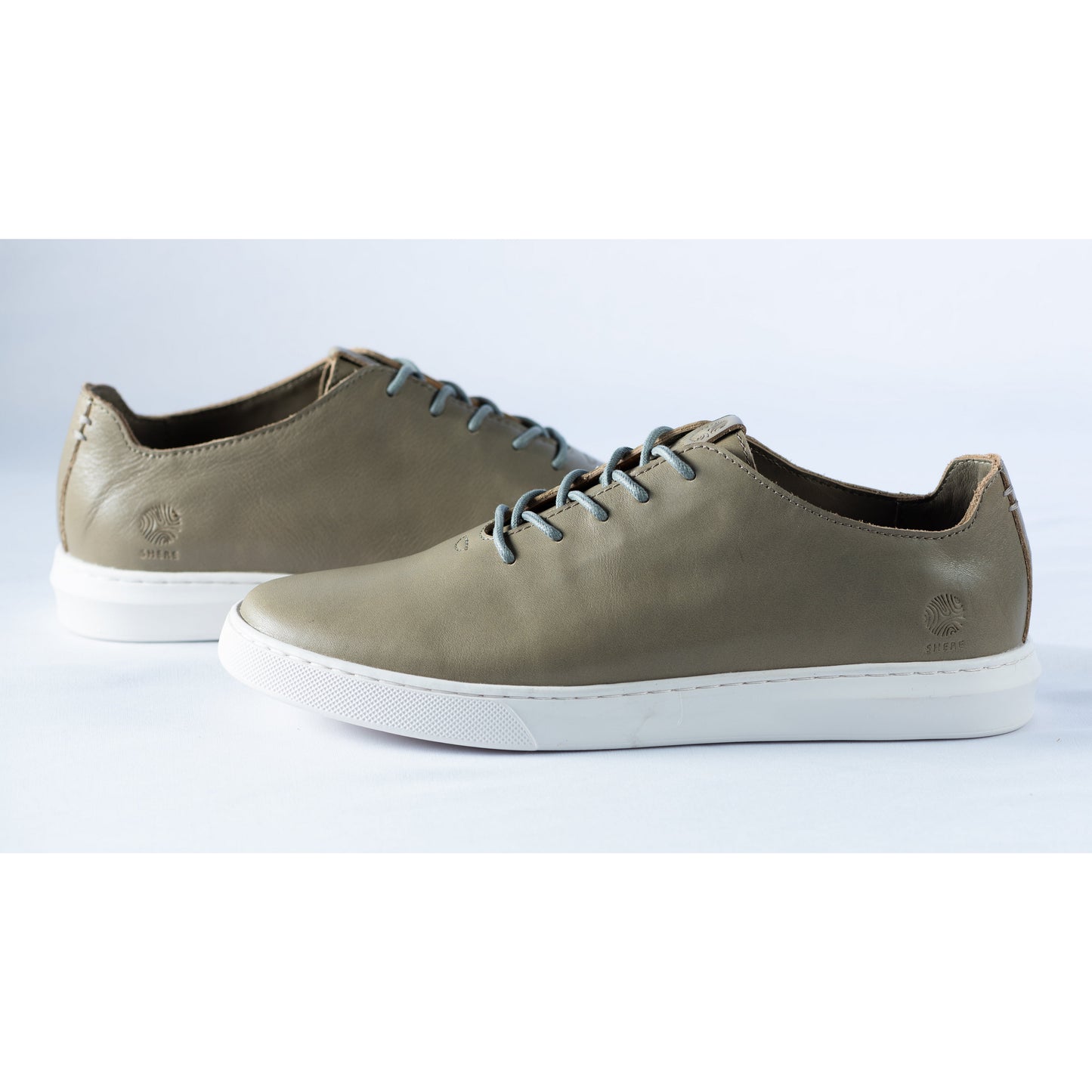 Shere M Premium Grey leather Mo's